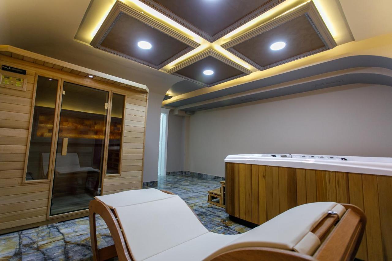 Elite Palace Collak Bagian luar foto
